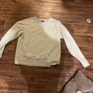 Green crewneck